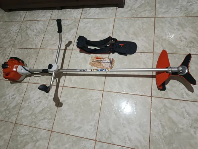 Roçadeira da stihl