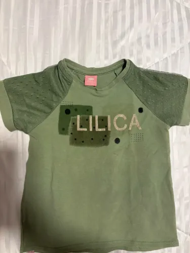 Blusa Lilica Ripilica Verde Militar Manga Tule Poá