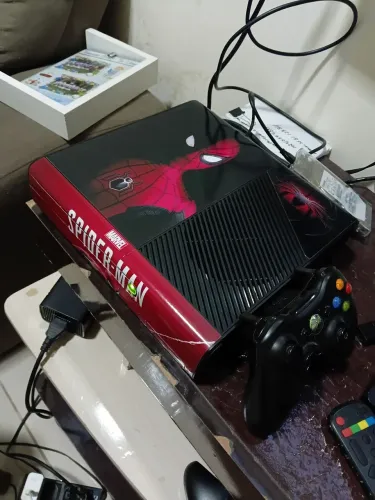 Promoção xbox 360 super slim com 200 jogos