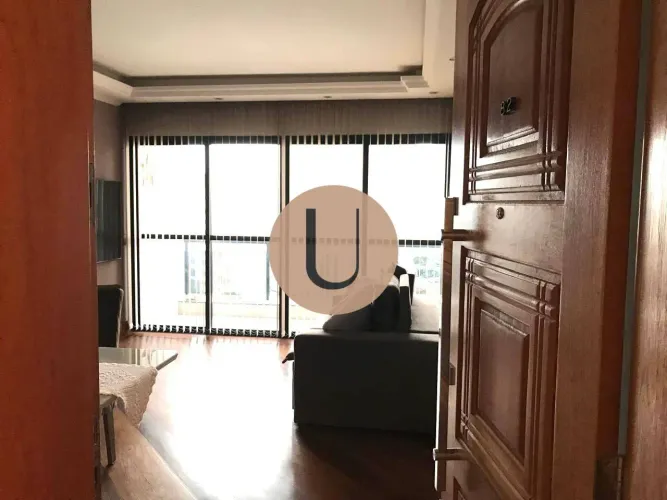 Apartamento amplo na Mooca, 111 m2, 3 dormitórios, dependência completa, 2 vagas demarcada
