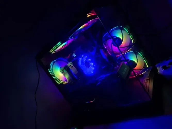 PC Gamer | I3 10100F | RX 7600 | 16GB RAM | SSD SATA 480GB