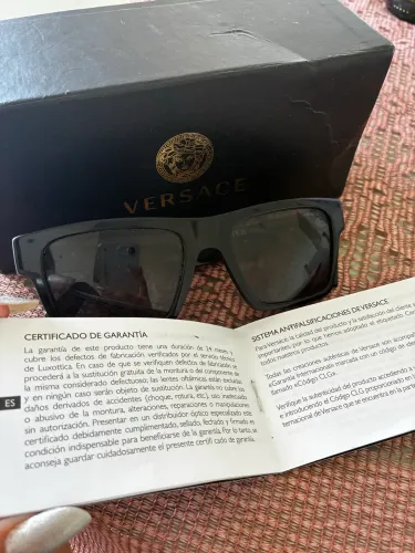 Óculo Versace 
