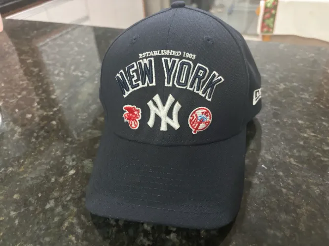 Boné New Era