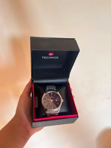 Relógio technos original. Valor bom para sair logo