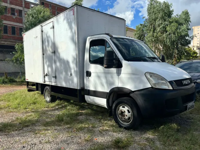Iveco Daily Gran Furgone 35s14 3.0 16V Turbo Diesel Mec. E5 2013