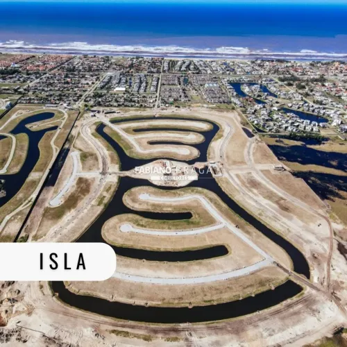 TERRENO A VENDA CONDOMINIO ISLA