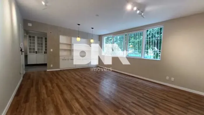 Apartamento : Padrão / Residencial / Joá