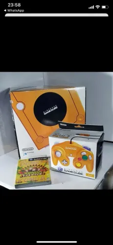 Game cube laranja + controle na caixa