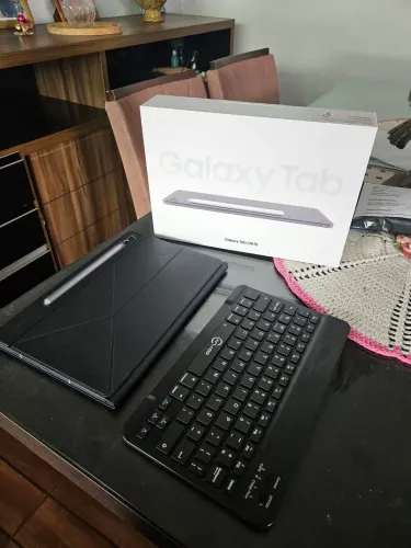 Tablet Samsung S10 FE - Troco por celular 