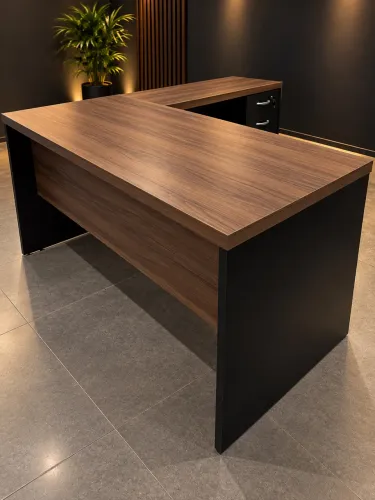 MESA DE ESCRITORIO COM GAVETAS EM L 1.50x1.60 LOJA IKONOFFICE