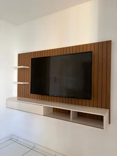 VENDO PAINEL DE TV COM RACK SUSPENSO