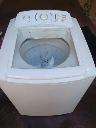Vendo essa Máquina de lavar Electrolux 12Kg