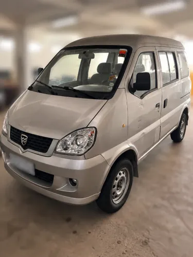 Hafei Towner Passageiro 1.0 8V 48cv 7L 5P 2010