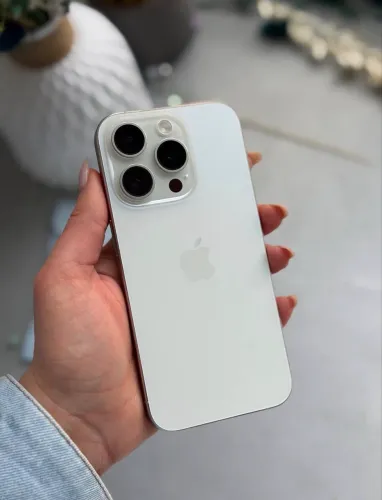 iPhone 15 pro Branco 128Gb