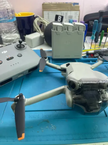 Drone DJI Mini 4 Pro Combo Fly More