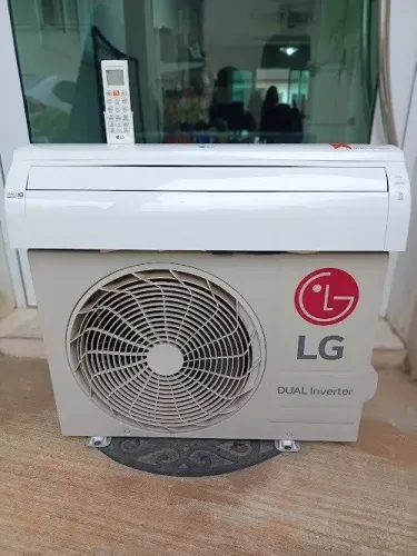 AR CONDICIONADO LG 9.000 Btu/h - 220V