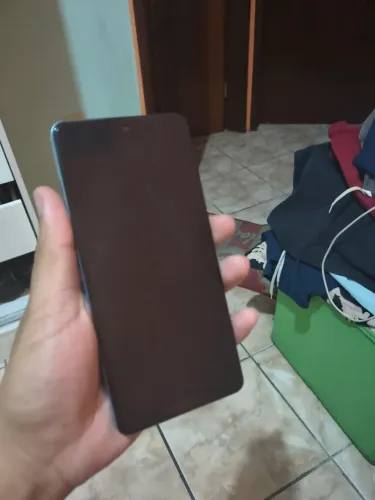 Vendo celular semi-novo redimi note 12 5g