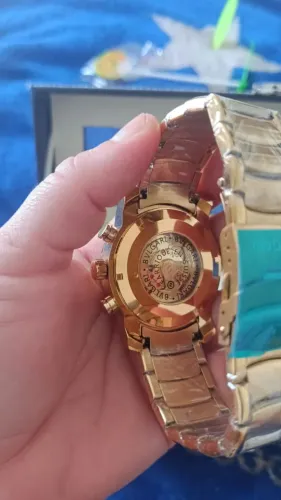 Relógio BVLGARI (Fundo de vidro)