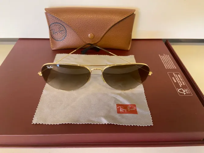 óculos de sol rayban aviador dourado