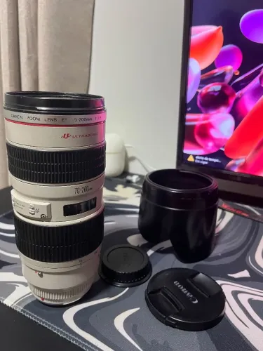 Canon EF 70-200mm f/2.8L USM Lente profissional Canon da linha L, com abertura f/2.8