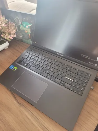 Asus Vivobook 16X i5 12500H, 8Gb RAM, 512 GB SSD, RTX 2050. Tela 100% sRGB, 120 Hz