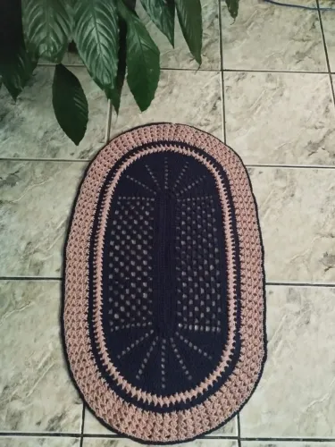 Tapetes de Crochê Artesanais - Feitos à Mão com Muito Capricho<br><br>Descrição: