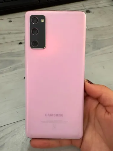 Samsung Galaxy S20 FE 5G 128GB Lilás - Snapdragon - R$ 800