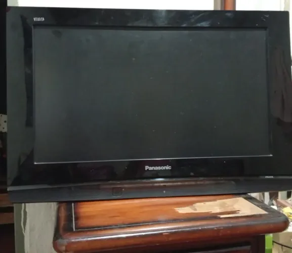 Vendo Uma Tv, Monitor