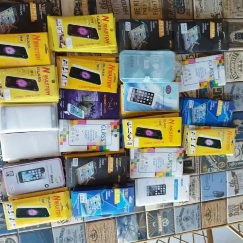 Kit 100 Capas + 100 Peliculas Revenda Para SmartPhones Variados e Embalados