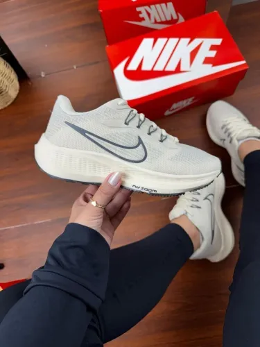 Tênis Nike