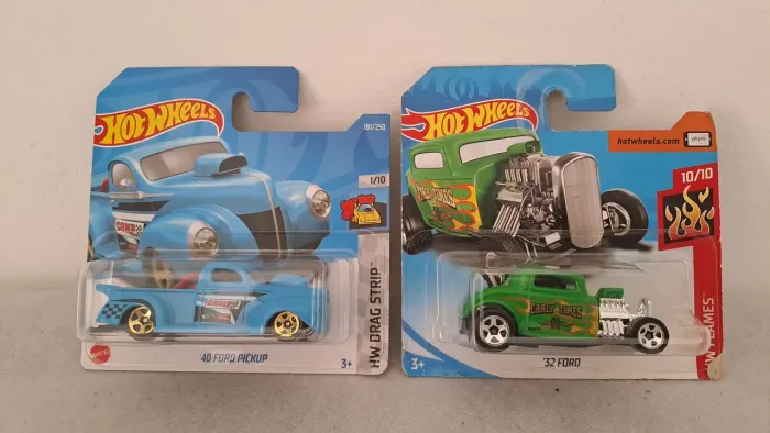 MT 2 Hot Wheels "Hot Rod" "Hot Rat" '32 Ford + '40 Ford Pickup