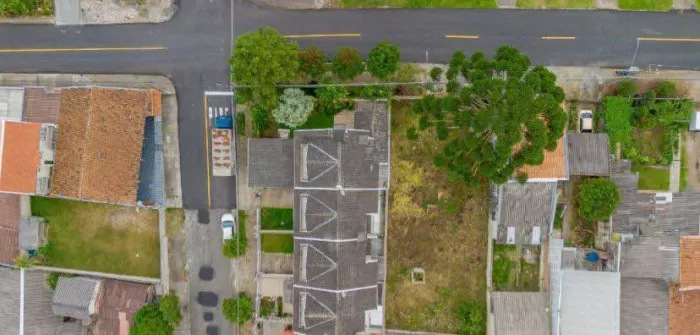 Imóvel para venda com 390 metros quadrados em Orleans - Curitiba - PR