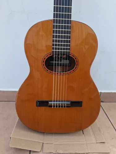 Violão Digiorgio Tarrega torna voz 1987 excelente.