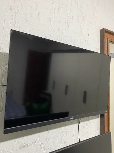 TV AOC 32? Smart Roku LED HD - Wi-Fi + Netflix + YouTube