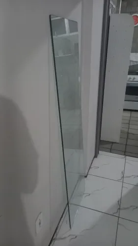Vendo Vidro para aparador