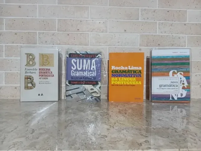 Gramáticas de Bechara, Rocha lima, Carlos Nougué e Celso cunha