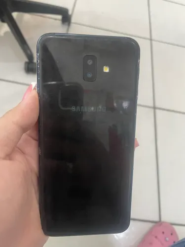 Vendo celular J6