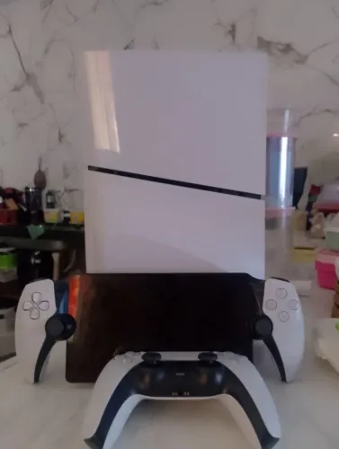 Playstation 5 + Playstation portátil 