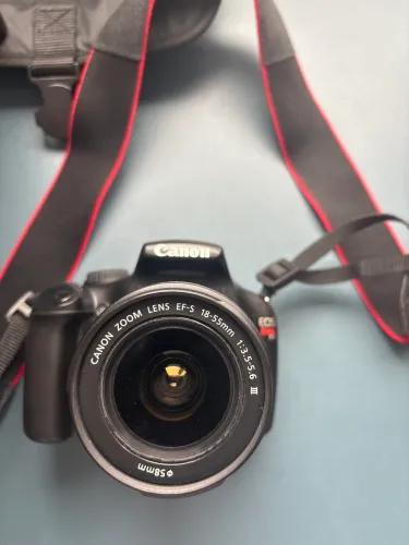 Camera Digital Canon Rebel T3 + Case/Malinha para carregar