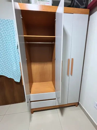 Guarda Roupa Solteiro
