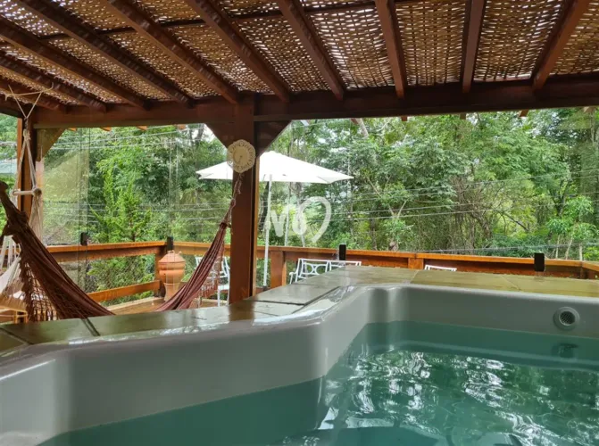 CASA & BANGALÔ em ITAIPAVA