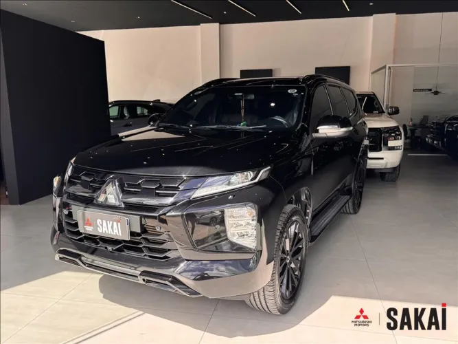 Mitsubishi Pajero Sport Legend Black 2.4 4X4 (die) Aut. 2025
