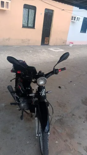 Vende-se moto