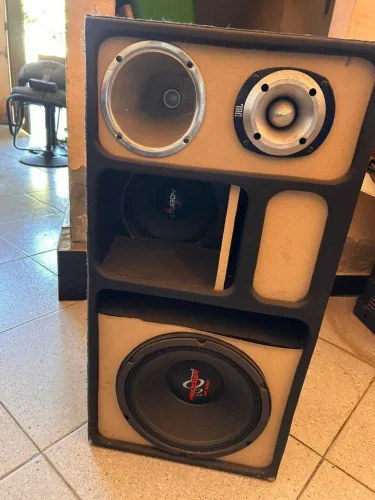 Caixa 4 vias