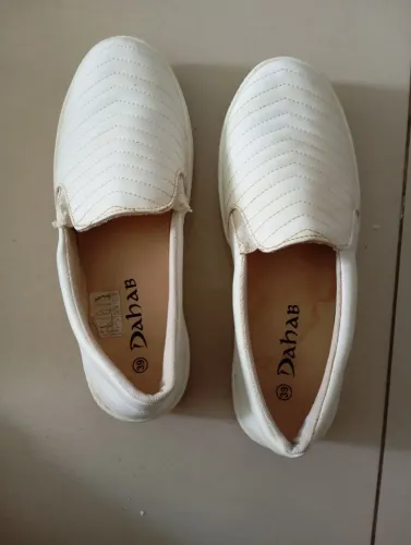 Sapato 37, branco marca dahab