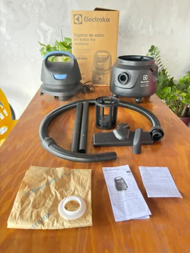 Aspirador água pó Electrolux 1400W 12 L 110V