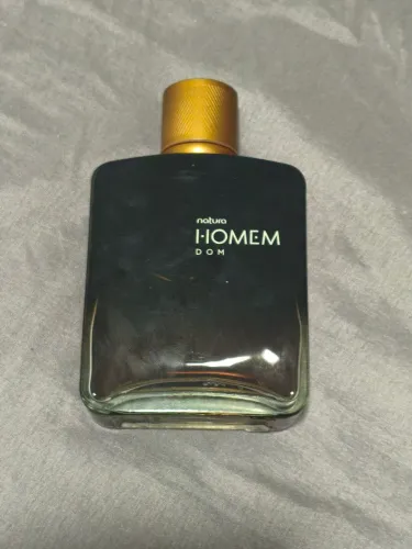 Natura Homem Dom frasco cheio