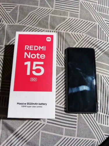 Vendo redmi note 15 5g de 512 gigas e 8 de ram vendo ou troco 