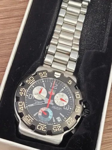 Tag Heuer Fórmula 1 cronógrafo.