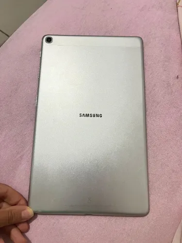 Tablet TAB A usado